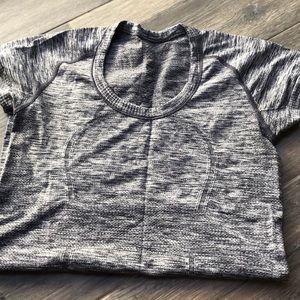 Scoop neck run swiftly tech tee